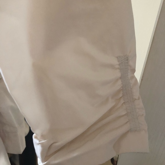 Elegant and chic blouse 🌷🌷🌷 - Picture 5 of 5